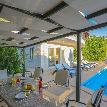 Villa Sarnic